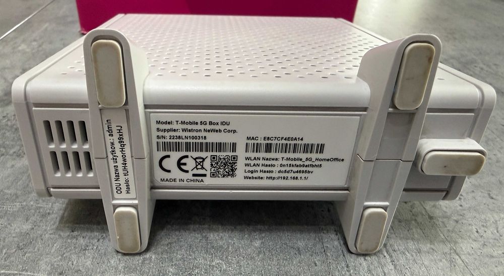 ZESTAW ROUTER WNC T-MOBILE Internet Home Office BOX 5G ODU IDU Bez Simlock