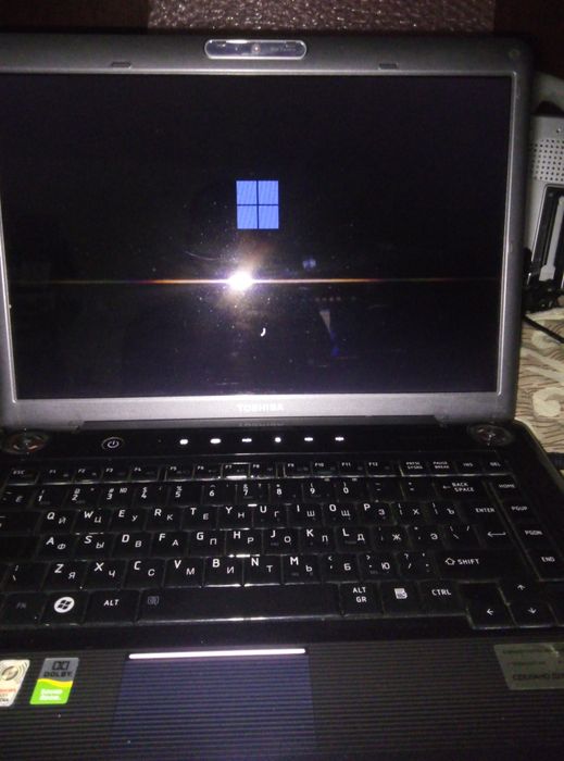 Срочно на Усилитель Pioneer = ноутбук
Windows 11pro 
Ssd 16/3Gb 
USB