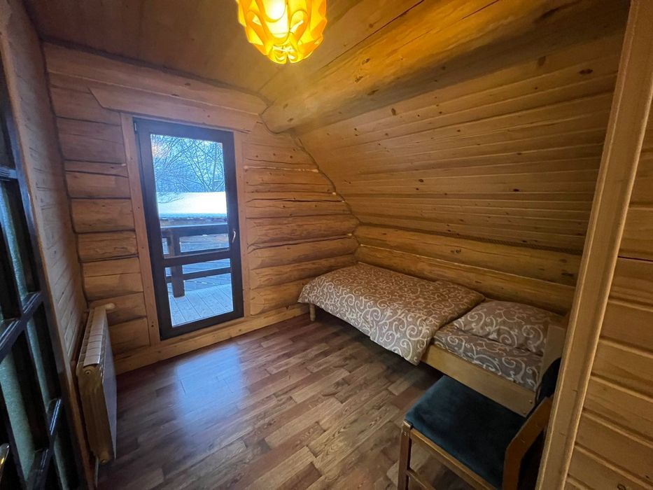 Котедж «Оленка» . Проживання, сауна, чан.