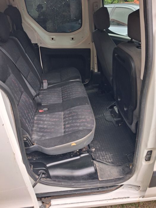 Peugeot Partner 2013 1.6 hdi 5 miejsc