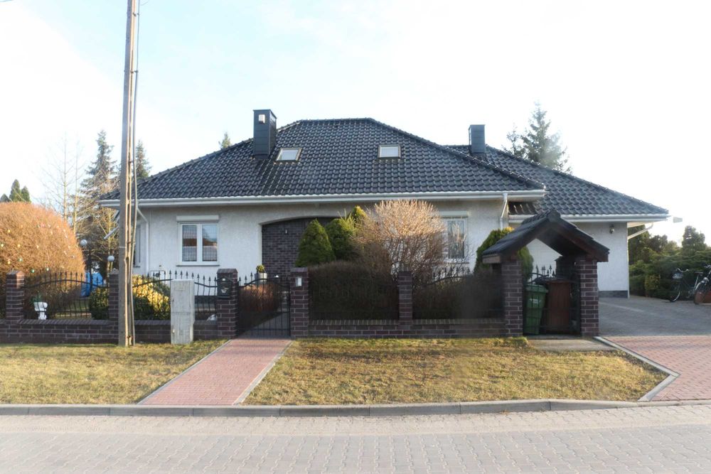 Sprzedam przestronny dom jednorodzinny w Wąbrzeźnie