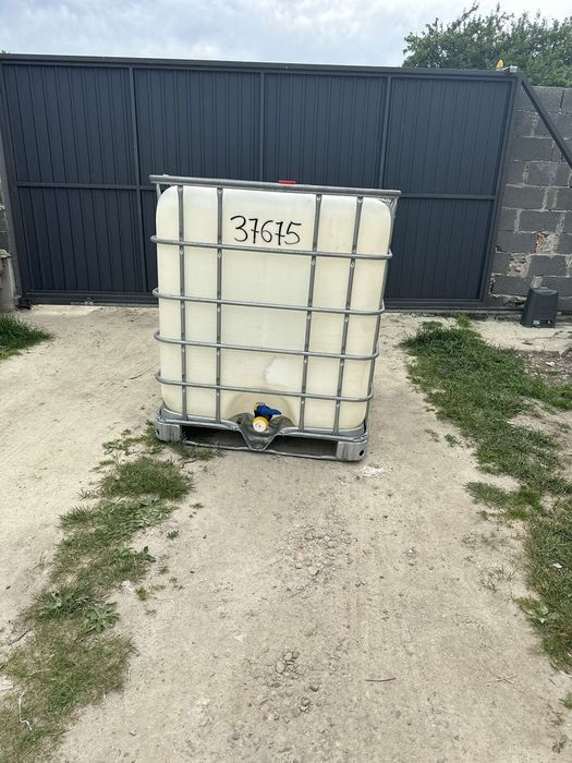 Каністри пластик метал нові!