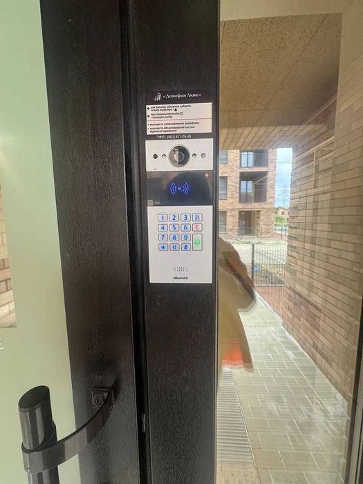 Готова 2-к. квартира з власним патіо ЖК Долішній