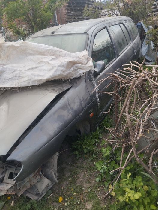 запчастини renault megane 1
