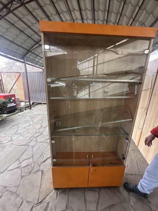 Продам торгове обладнання/шафи б/у