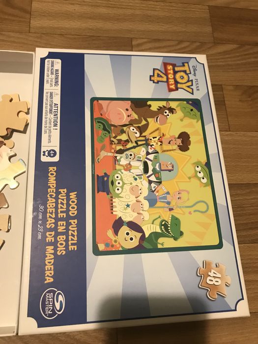 Пазлы из дерева. toy stoty 4 і гра uno