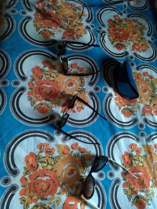 Oculos de sol varios