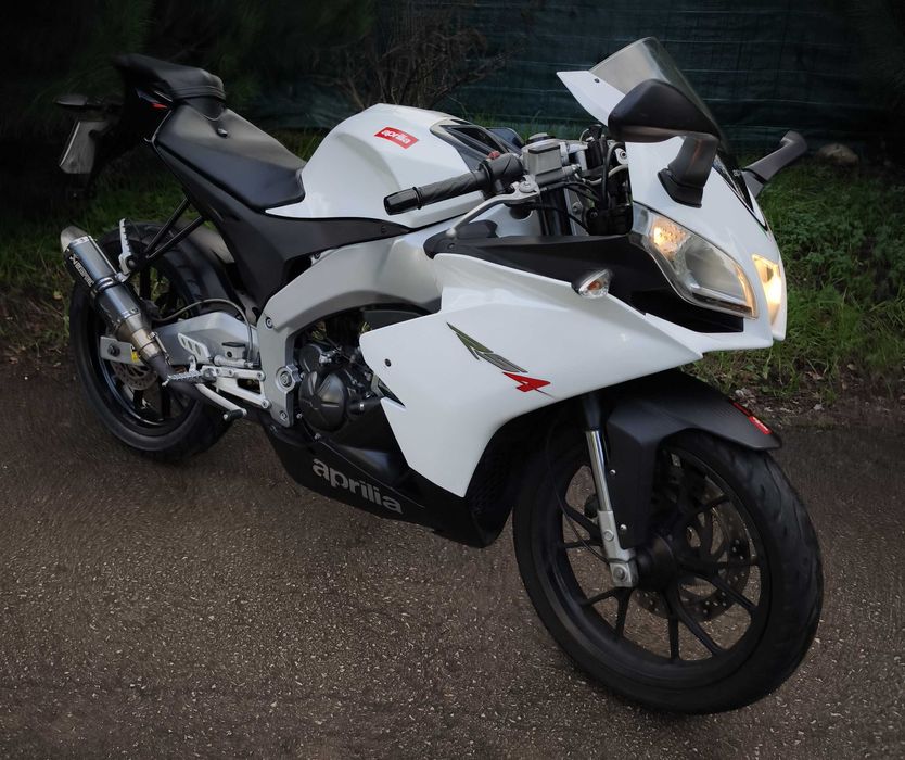 Moto Aprilia Rs4 125