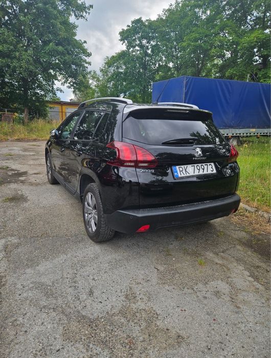 Wynajem samochodu Peugeot 2008