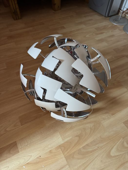 Candeeiro Ikea  branco e prateado