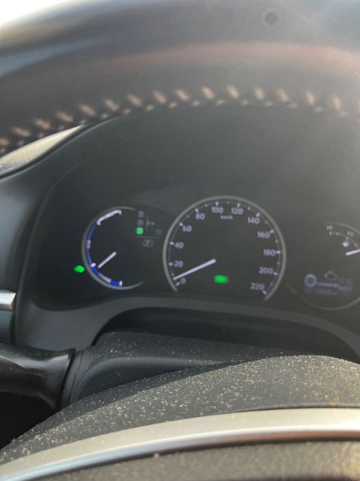 Lexus CT 200h495017399808184326