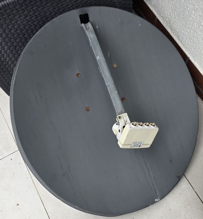 Antena Satelitarna z konwertorem