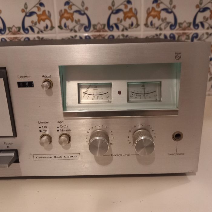 Philips N3500 cassette player/recorder