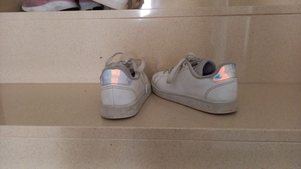 Ténis adidas 32 menina