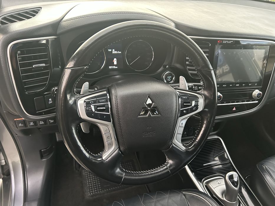 Mitsubishi outlander PHEV