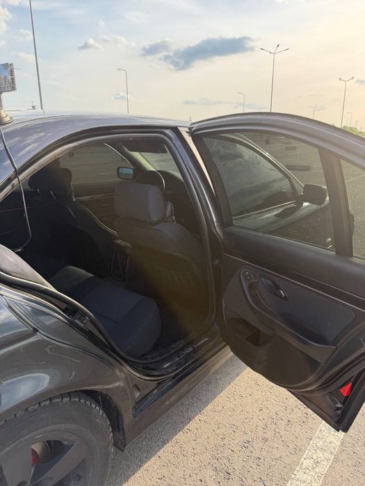 Продам BMW E39 2.0