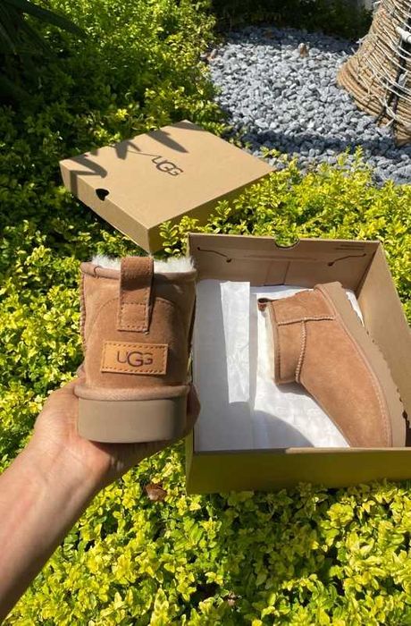 UGG Classic Ultra Mini Boot R.40