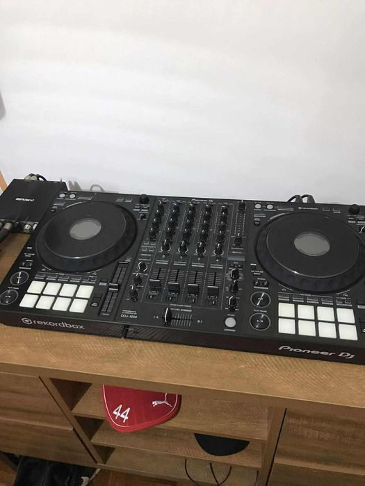 Mesa Pioneer DDJ-1000