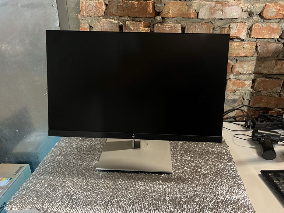 Монітор HP E24 G4 24 діагональ