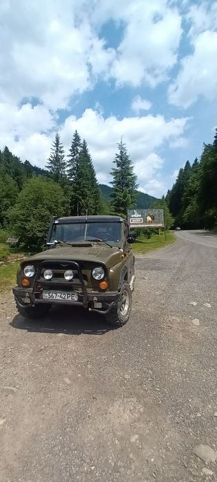 Таксі на озеро  Синевир