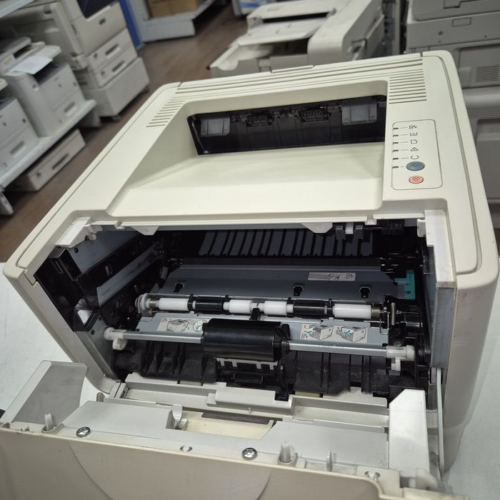 HP LaserJet P2015. Лазерний принтер . Ідеальний стан. Гарантія