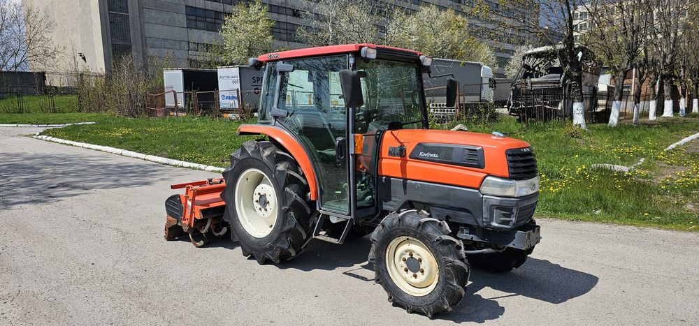 Kubota KL33 Трактор Мінітрактор
