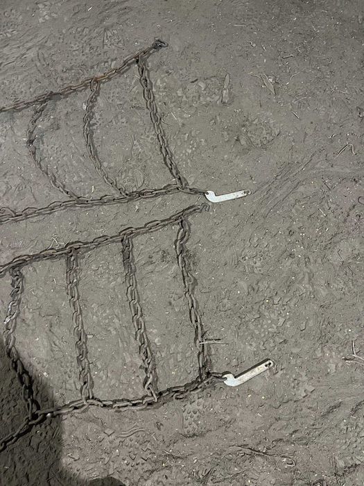 Ланцюги на колеса зил-130.Можливо Зіл 131.