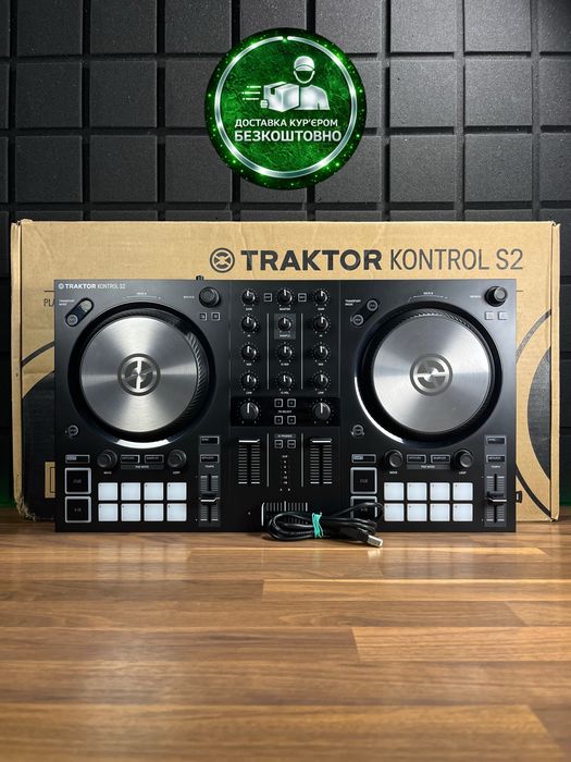 NI Traktor Kontrol S2 MK3 (Доставимо кур’єром — БЕЗКОШТОВНО!)