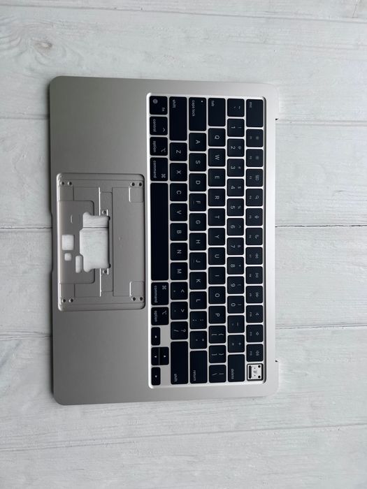 TOPCASE CHÂSSIS AVEC CLAVIER FRANCAIS AZERTY POUR MACBOOK PRO 13 A2251