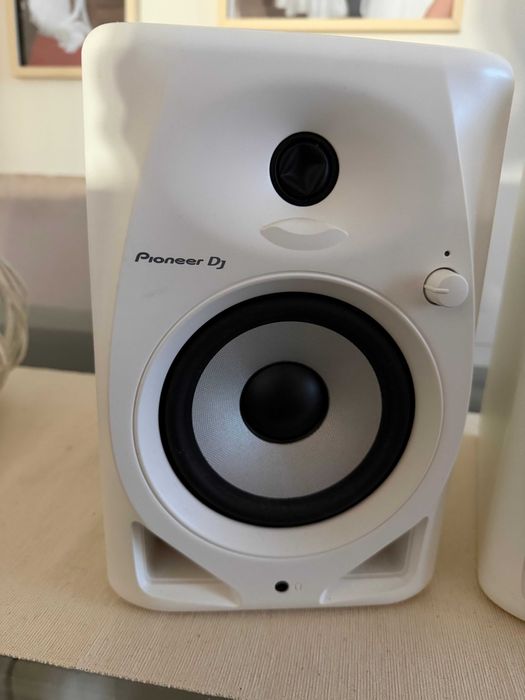 Pioneer DJ DM-50D-W