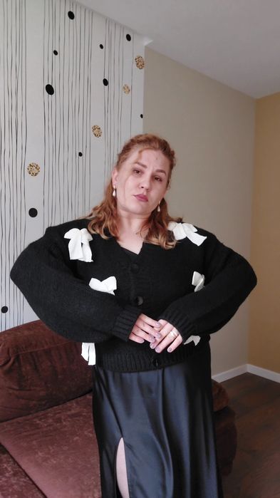 Кардиган в'язаний на гудзиках