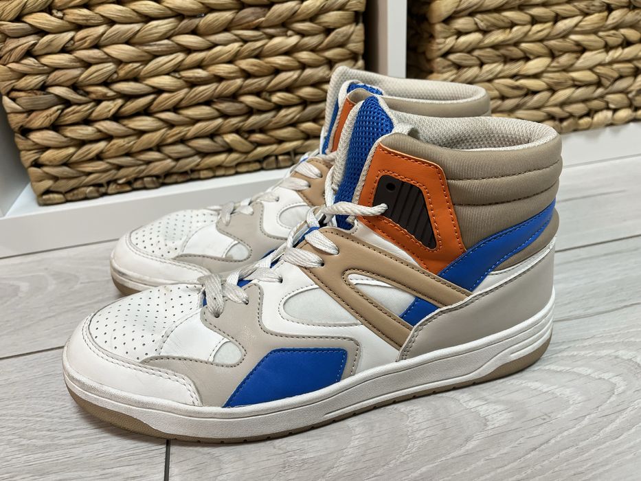 Кросівки Reserved 40р