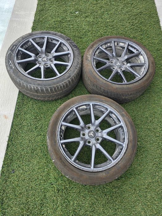 2 jantes Tesla model 3 18 polegadas 235 45 r182