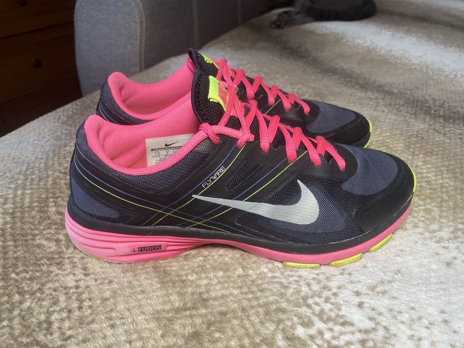 Кросівки nike free 38,5 р