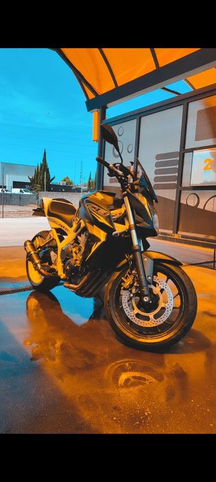 Honda CB650F 2016