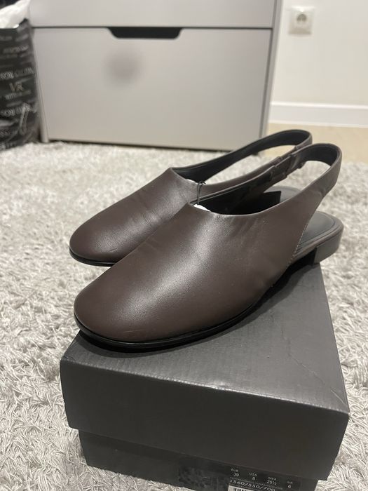 Продам туфли женские  Massimo dutti