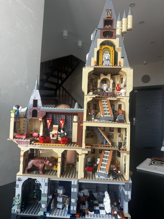 Набір Lego 2000 елементів