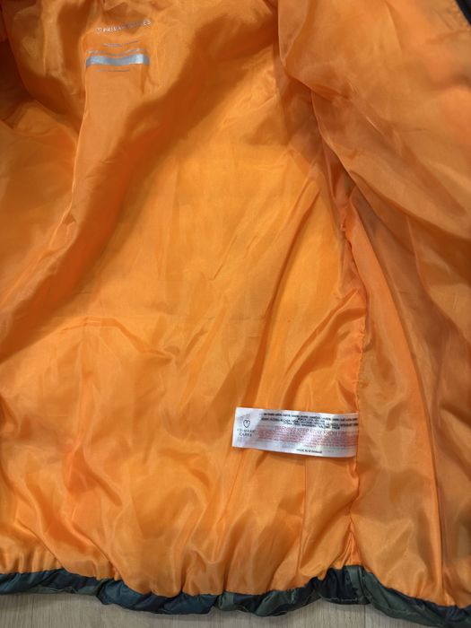 Фірмова курточка