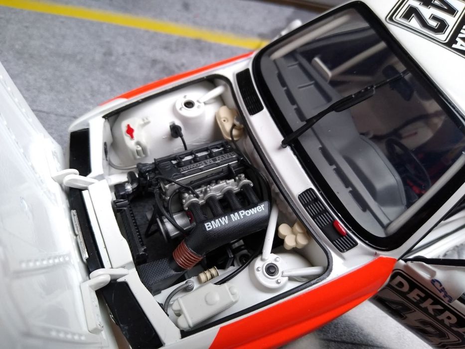 1:18 BMW M3 E30 DTM Minichamps
