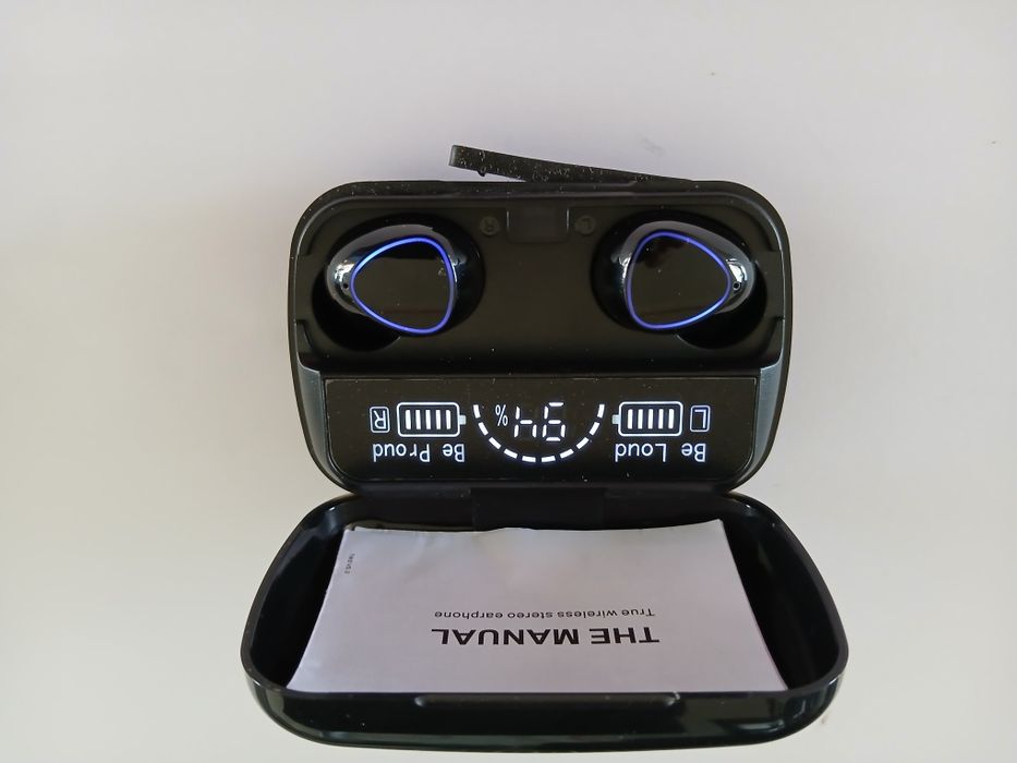 Earphones bluetooth.