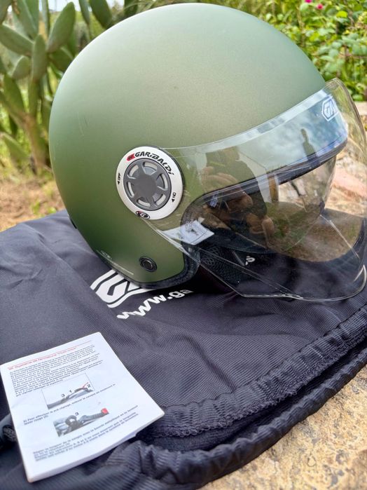 Capacete Garibaldi jet c/ viseira – como novo
