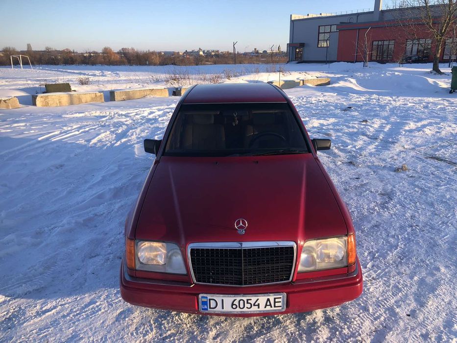 Мерседес Е200,1995рік
