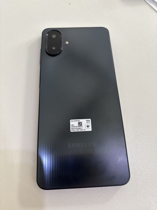 Продам Samsung A07 на 128 гб