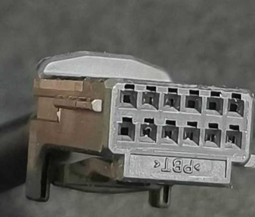 Espelho Retrovisor Esquerdo - RENAULT CLIO IV