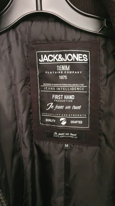 Blusao jack jones novo