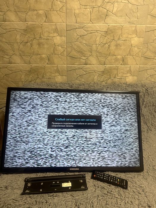 Телевизор Samsung 32″ — НЕ Smart TV, отличное состояни