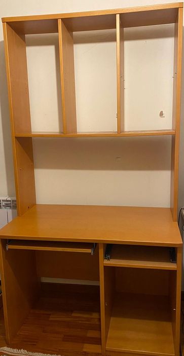 Cama, estante e secretária quarto criança