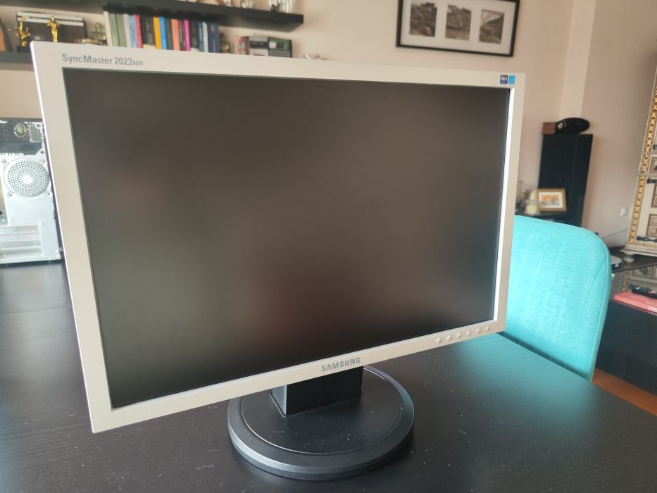 Monitor Samsung syncmaster  2023nw
