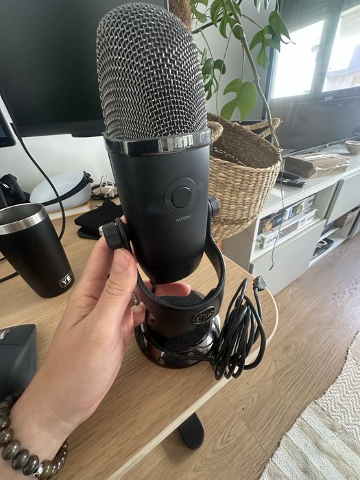 Microfone USB Blue Yeti