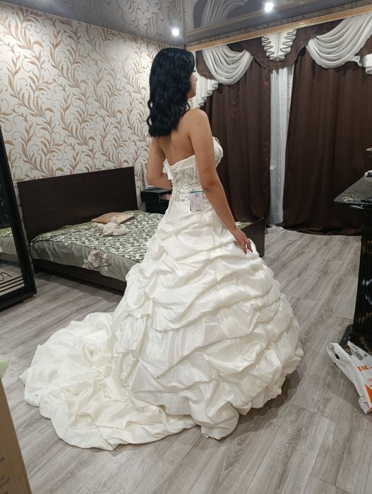 Свадебные платья новые в наличии 53 шт